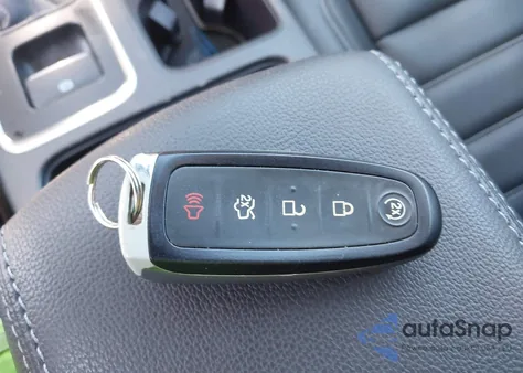 2019 Ford Escape Titanium из США, поврежденный, VIN 1FMCU9J98KUB51209